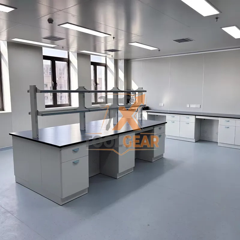طاولات عمل فولاذية عالية الجود - مراجعة Medical Lab Furniture وسعره